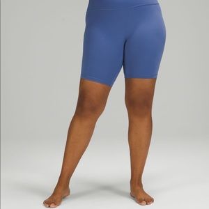 NWT Align 8” Shorts Waterdrop